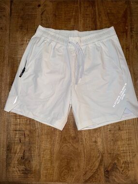 G/FORE Men's White Performance Athletic Shorts